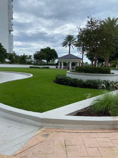 SOUTH TOWER AT THE POINT CONDO - Residential Lease