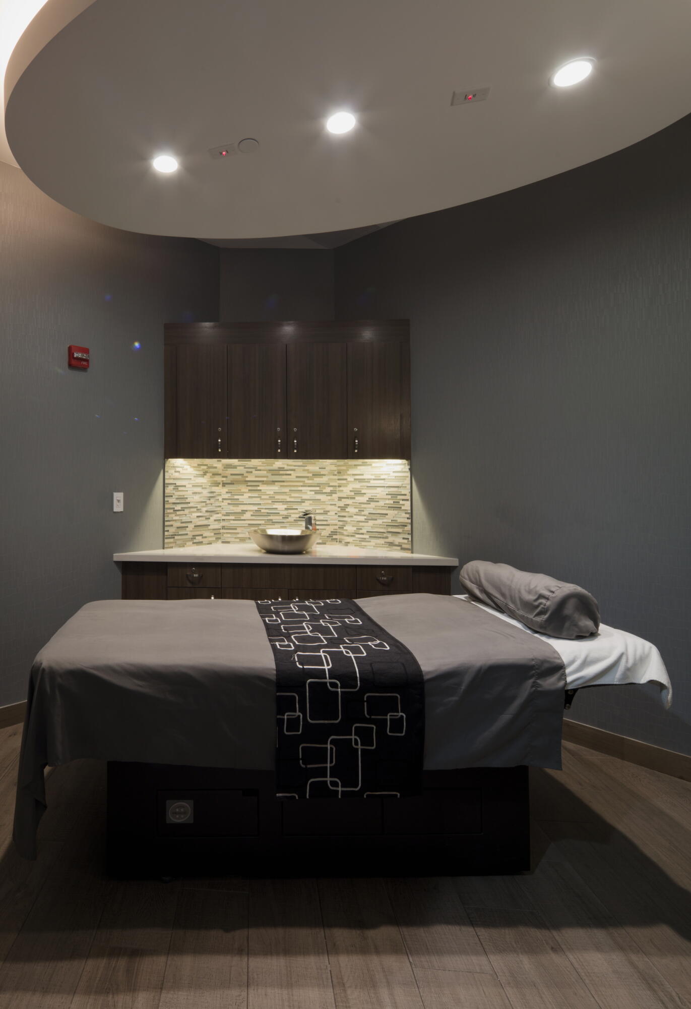 SOUTH TOWER AT THE POINT CONDO - Residential Lease