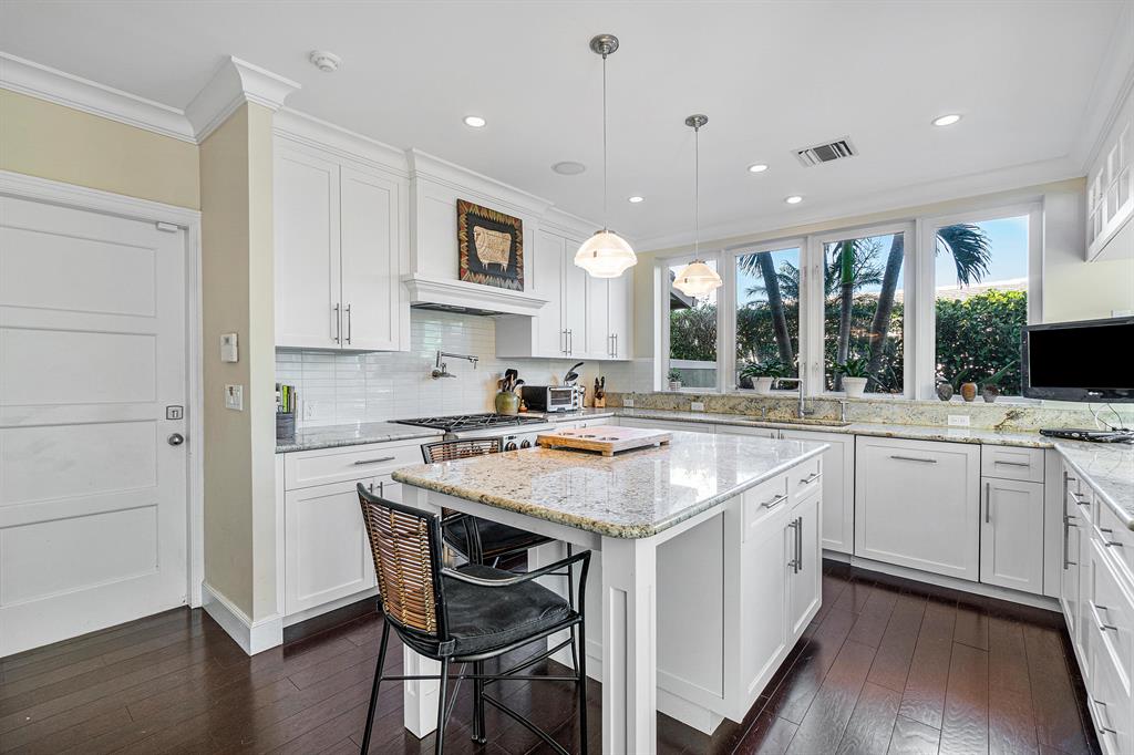 Ibis Isle - Residential