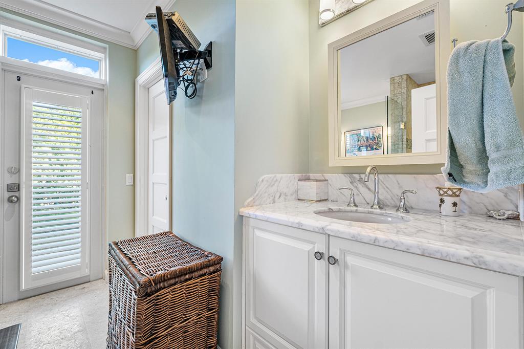 Ibis Isle - Residential