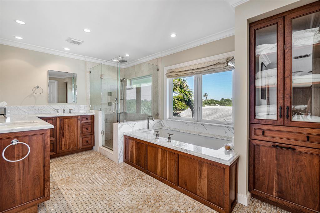 Ibis Isle - Residential