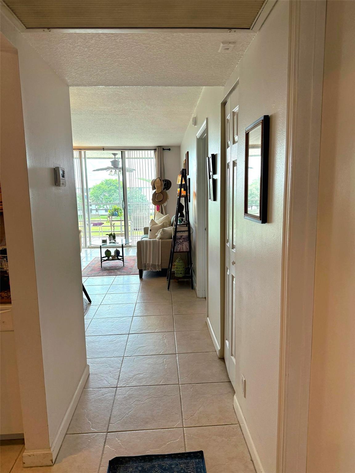 9230 Lagoon Pl 408