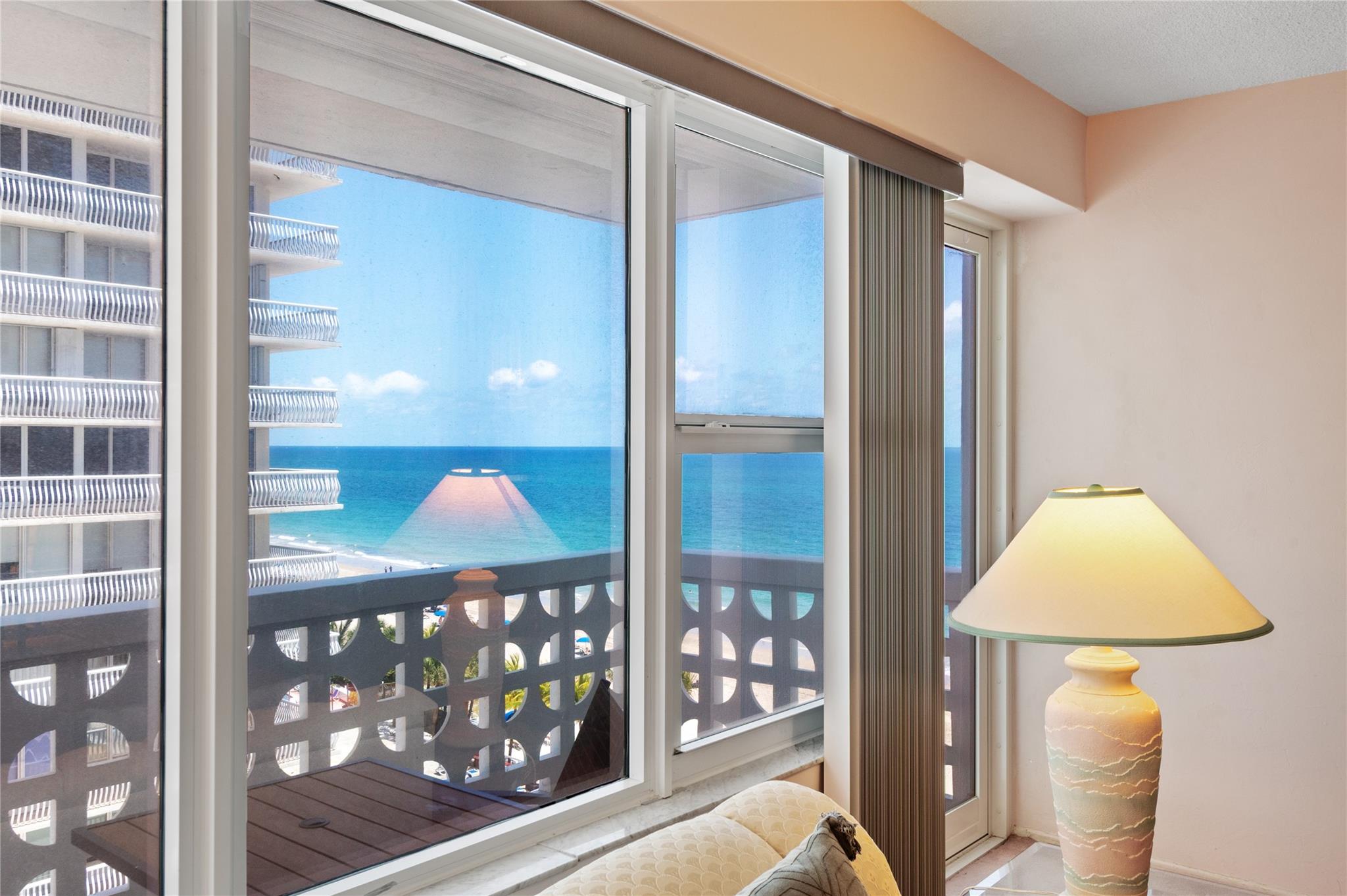 4010 Galt Ocean Dr 702