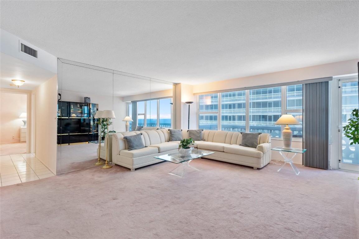 4010 Galt Ocean Drive 702