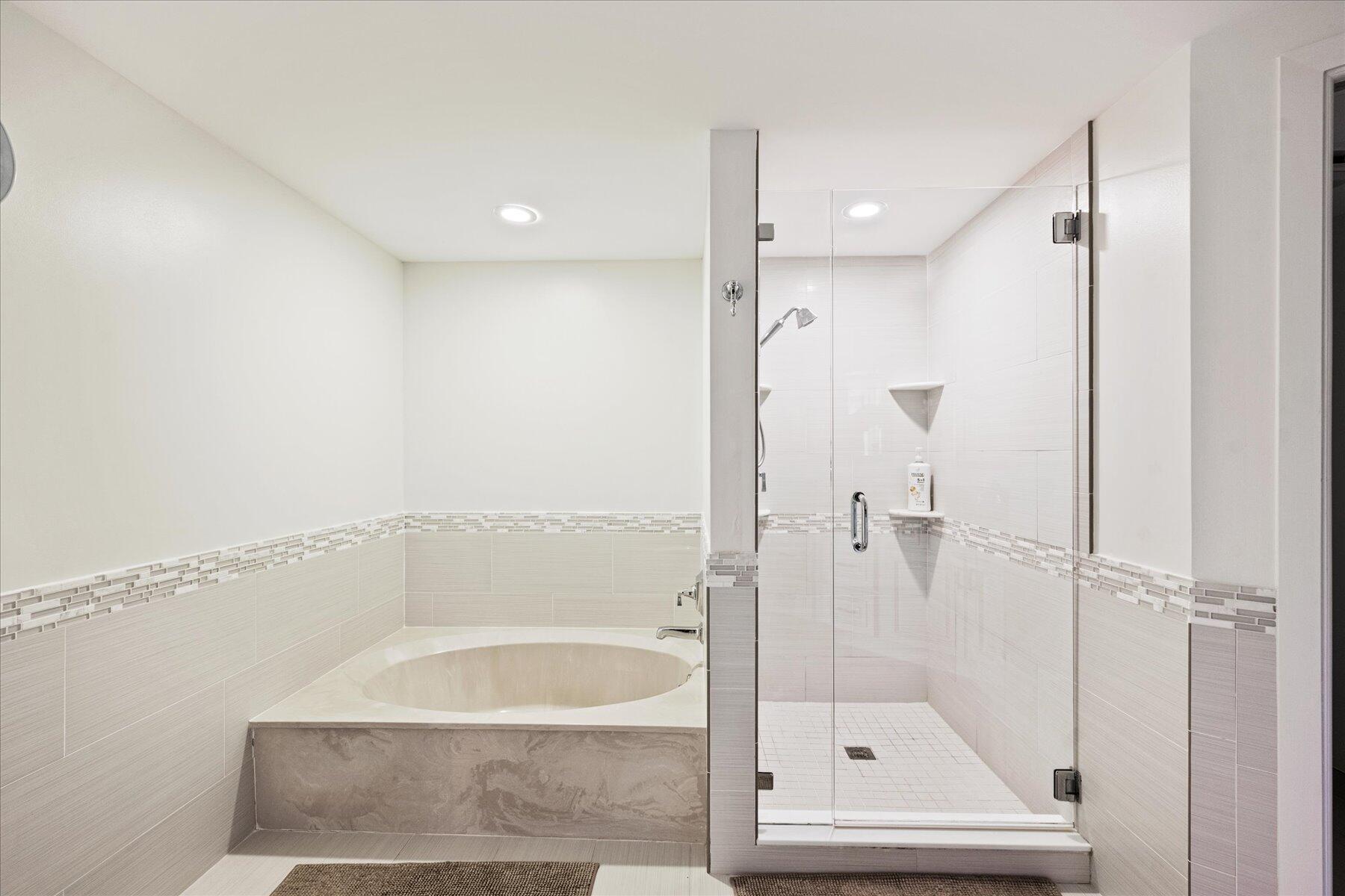 OLD PORT COVE HARBOR VILLAGE CONDO - Residential