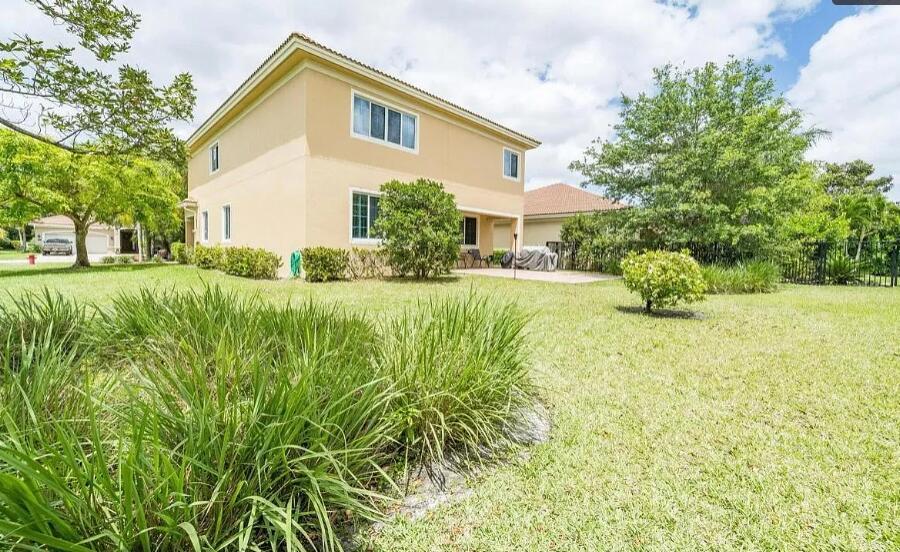 6726 Bulrush Court