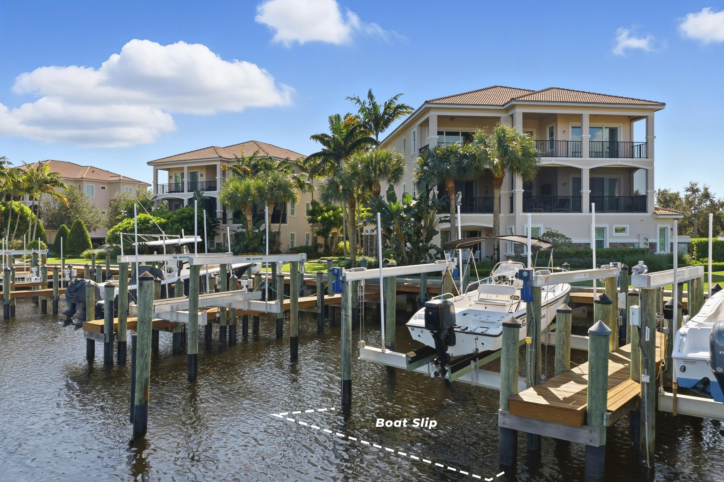 CARRIAGE HOMES AT FRENCHMANS HARBOR CONDO - Residential