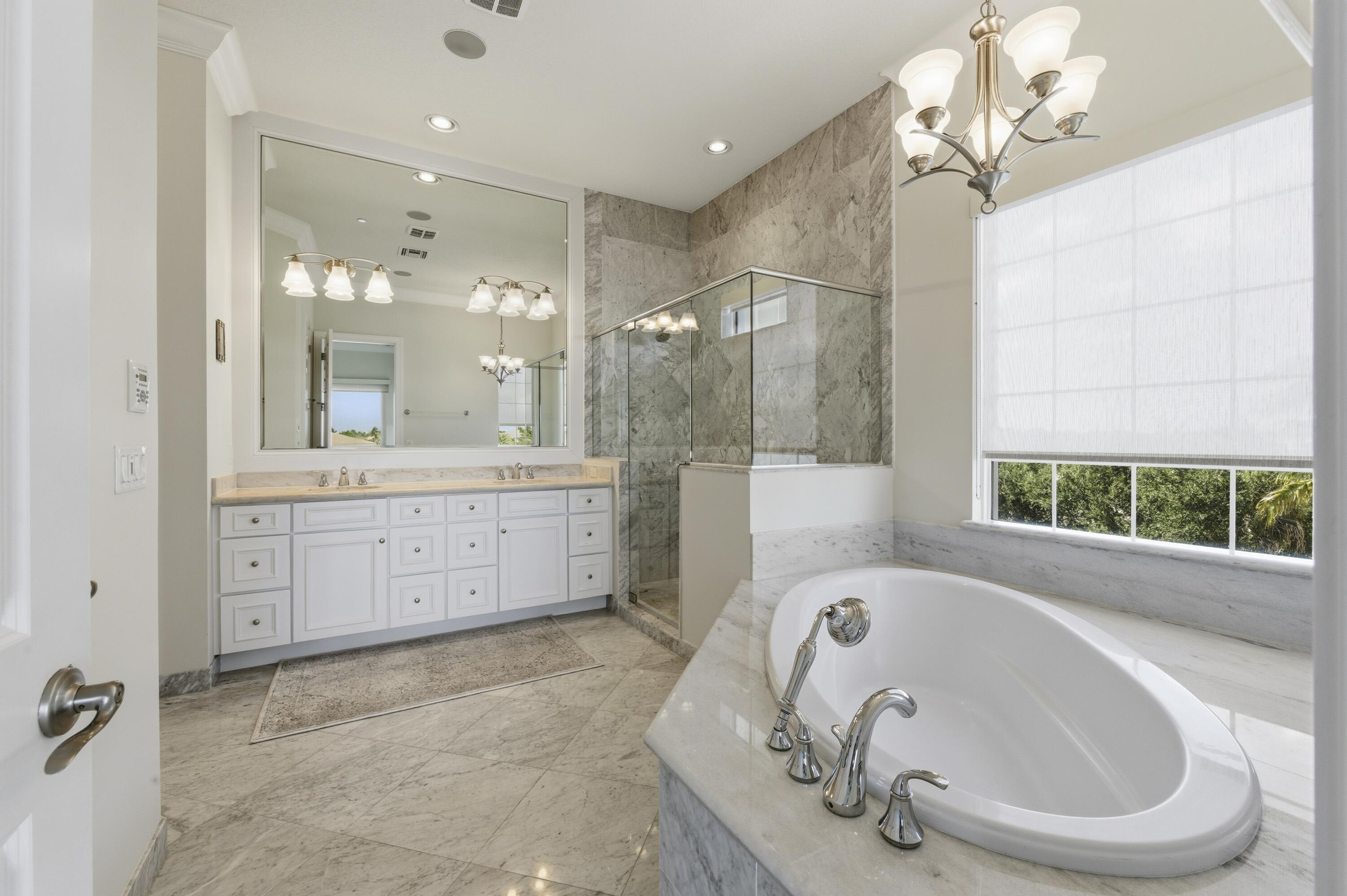 CARRIAGE HOMES AT FRENCHMANS HARBOR CONDO - Residential