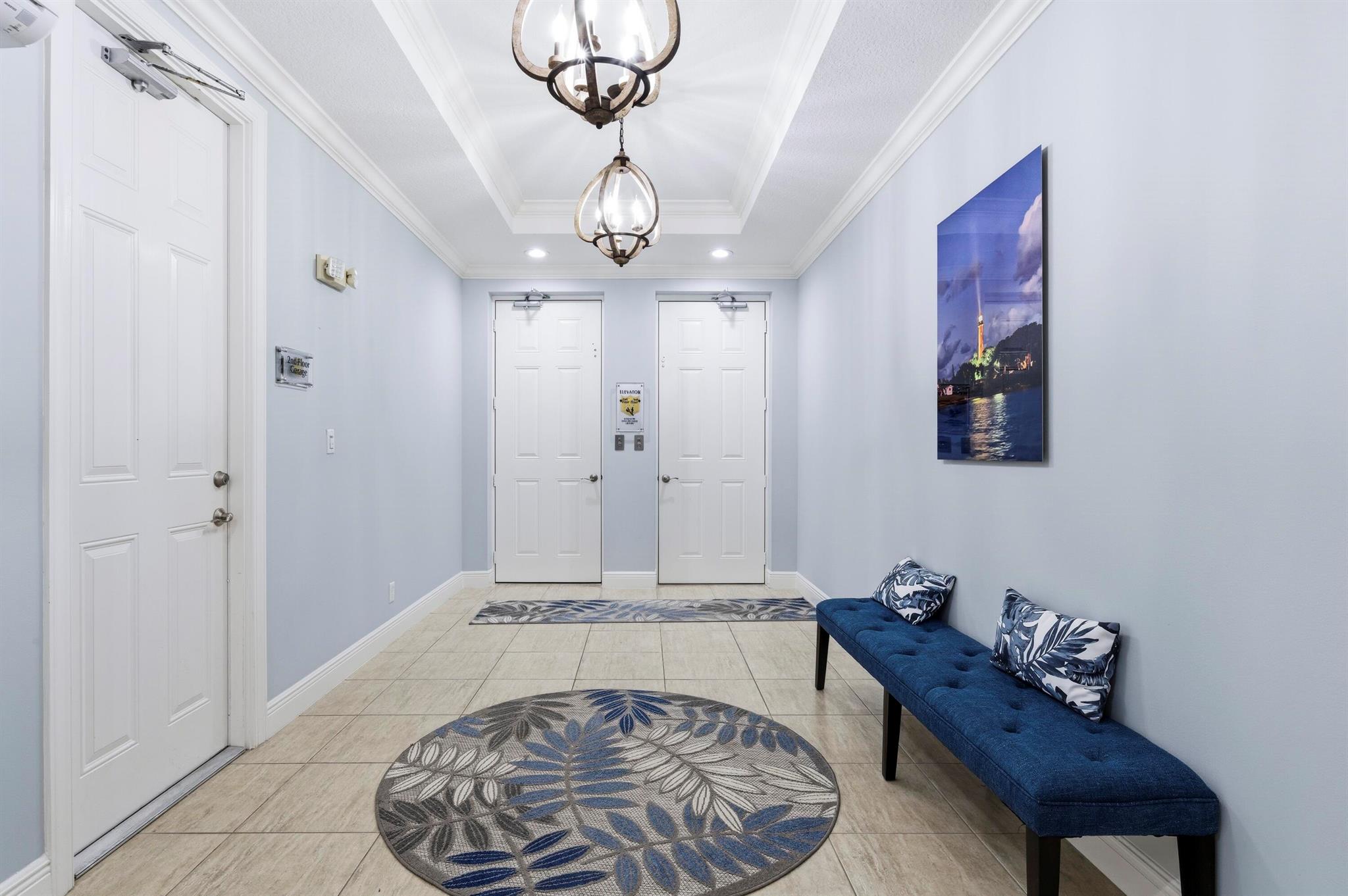 CARRIAGE HOMES AT FRENCHM - Residential