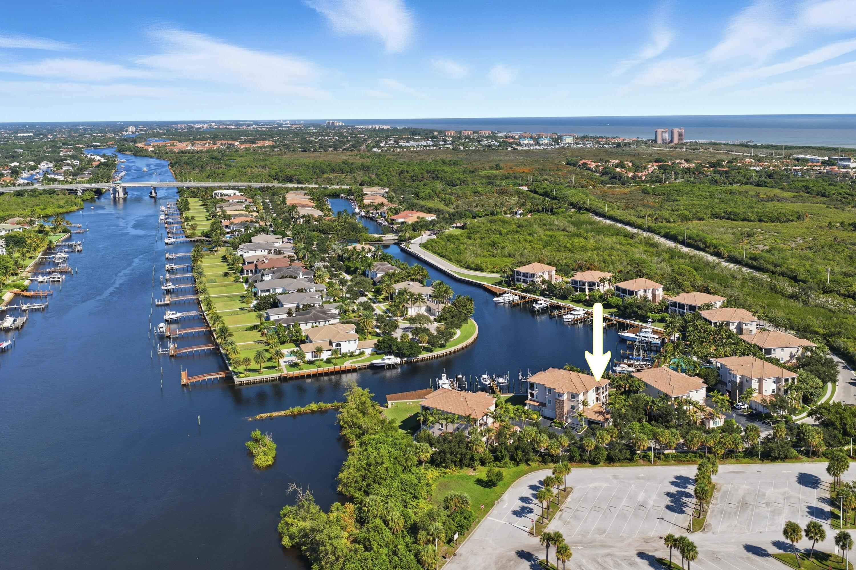 CARRIAGE HOMES AT FRENCHMANS HARBOR CONDO - Residential
