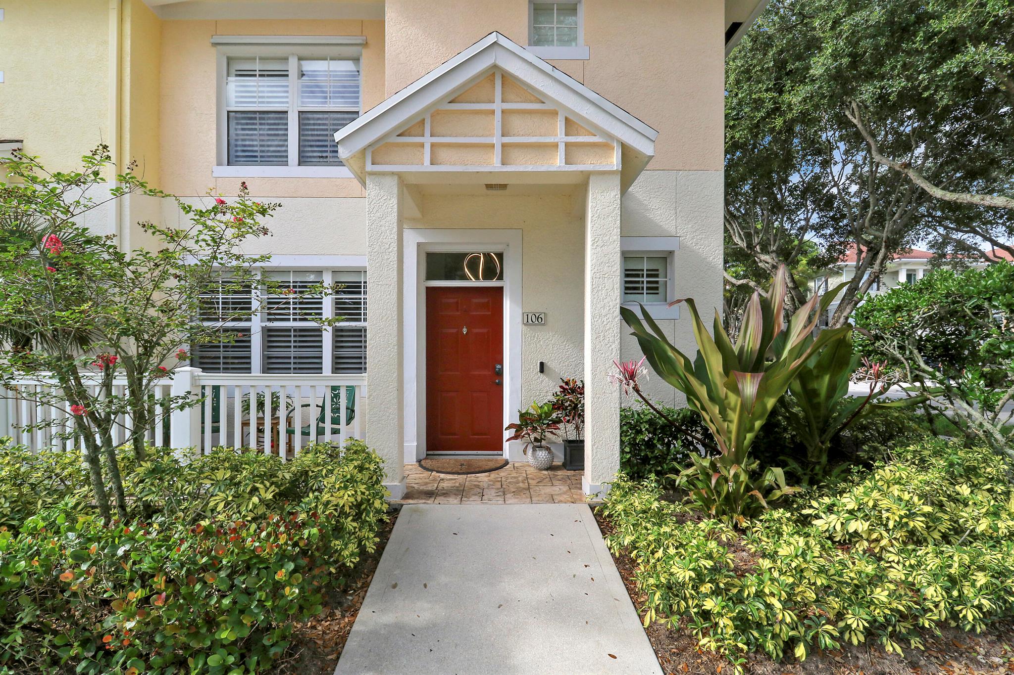 776 Dakota Drive 106, Jupiter, FL, 33458/$515,000 2 776 Dakota Drive 106