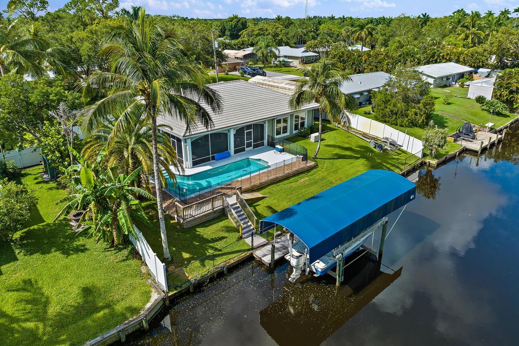 Photo of 465 SW Saint Lucie Street, Stuart, FL 34997 (MLS # R10894699)