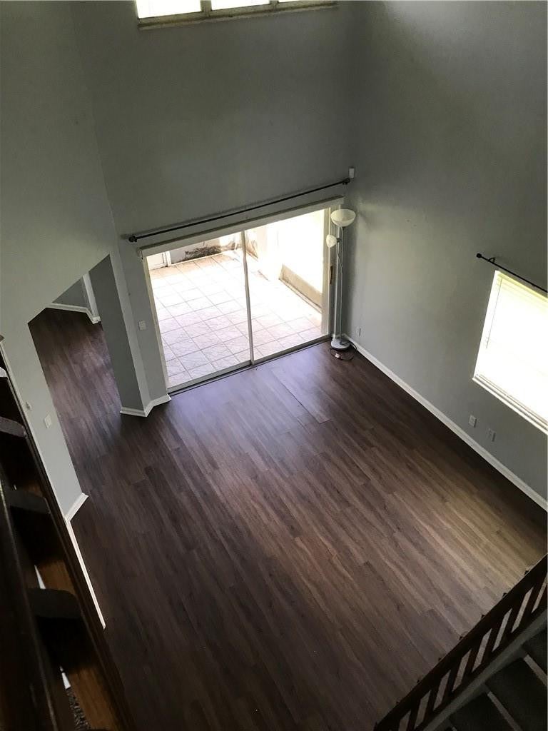 Properties 7721 STONE HARBOUR Drive 4