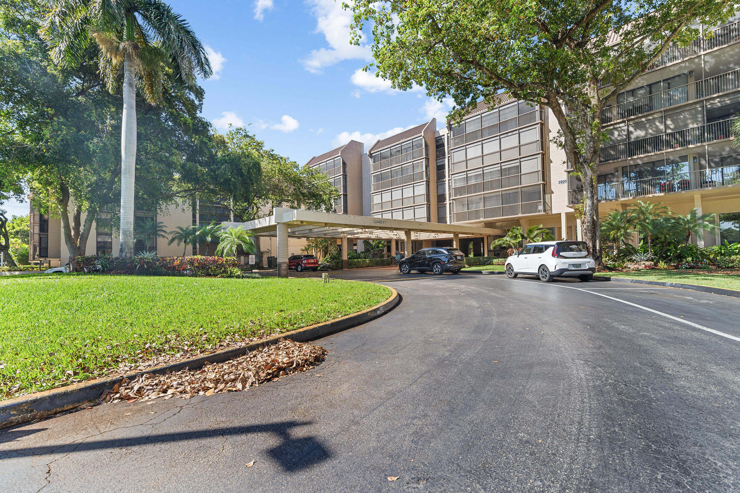 GRANDVIEW AT EMERALD HILLS CONDO - Residential