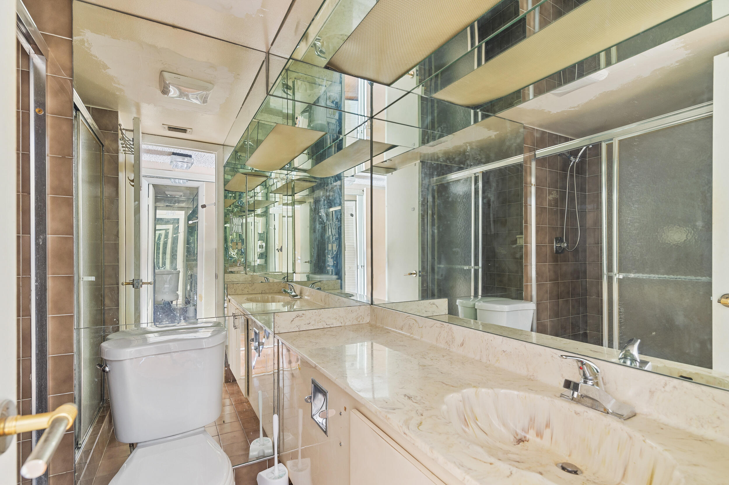 GRANDVIEW AT EMERALD HILLS CONDO - Residential