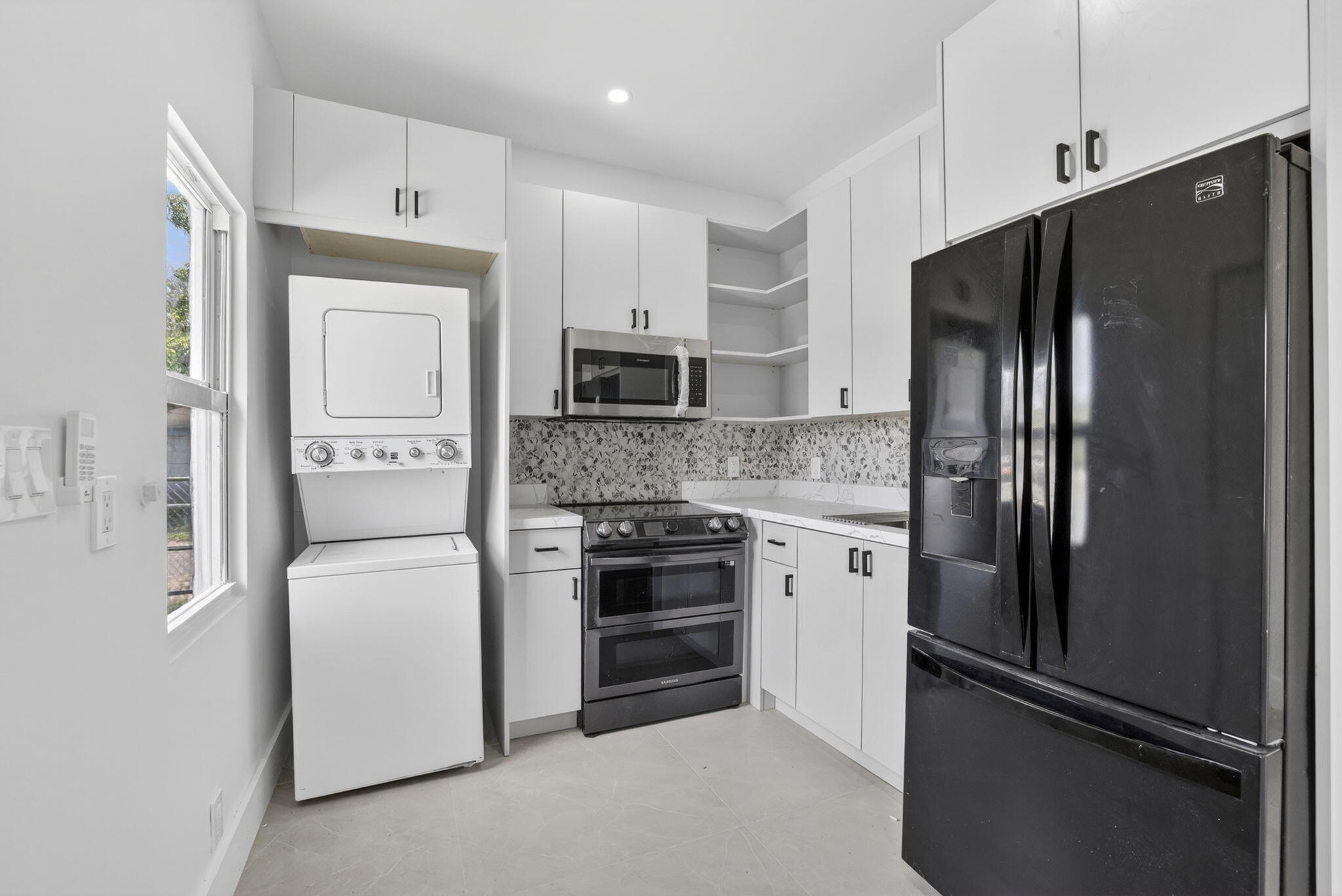 621 NW 3rd Avenue