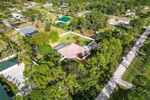 A home in Loxahatchee