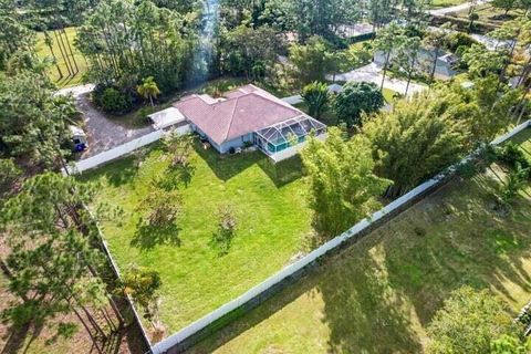 A home in Loxahatchee