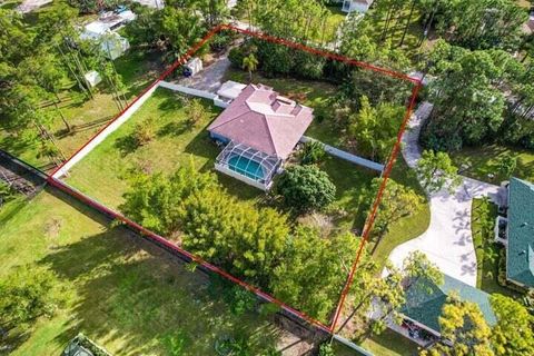 A home in Loxahatchee