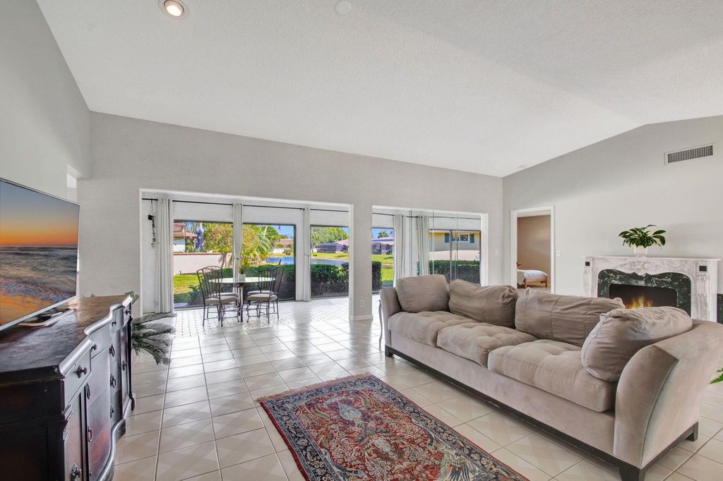 Photo of 10452 Green Trail Drive N, Boynton Beach, FL 33436 (MLS # R11098065)