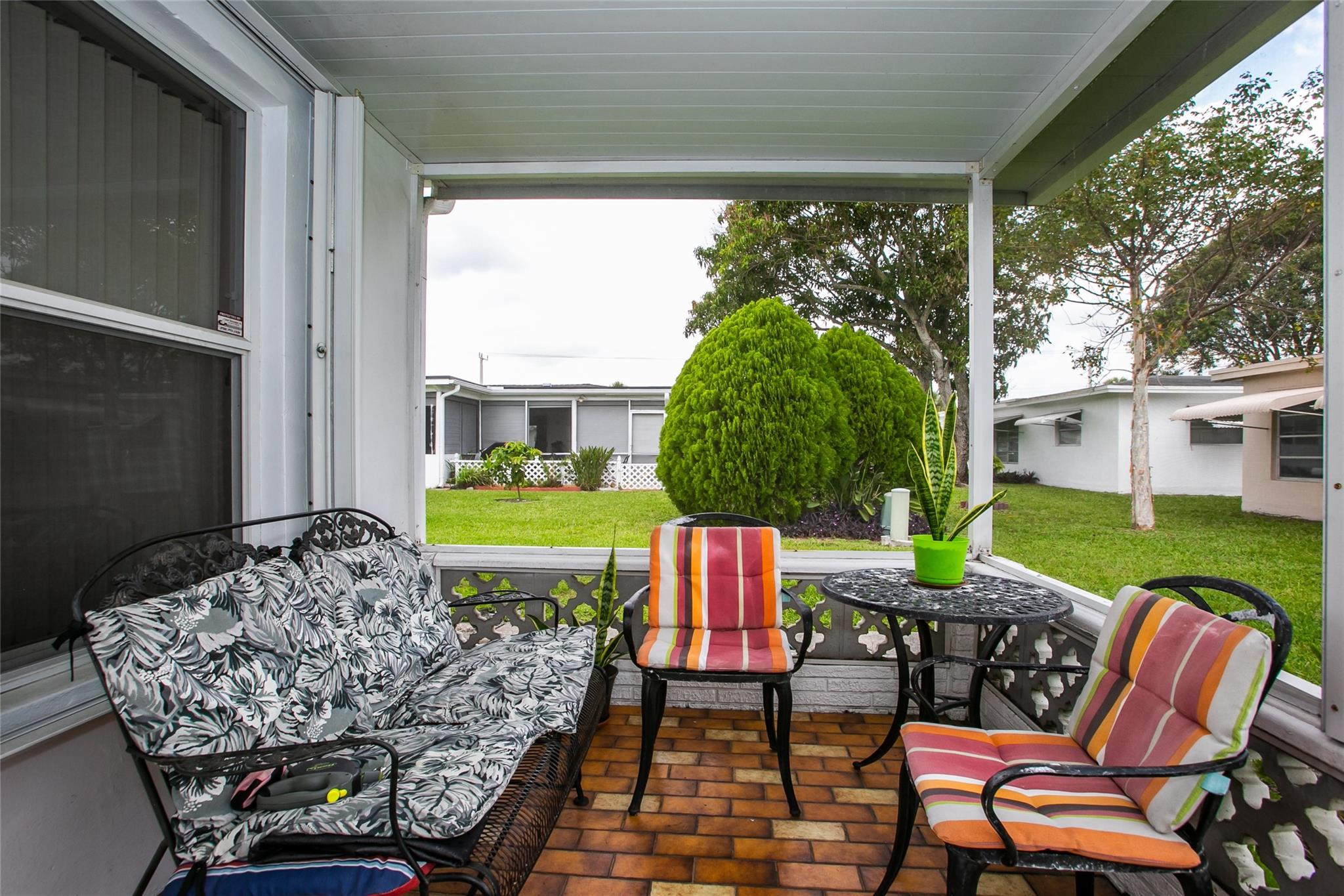 Paradise Gardens Sec 4 76 - Residential