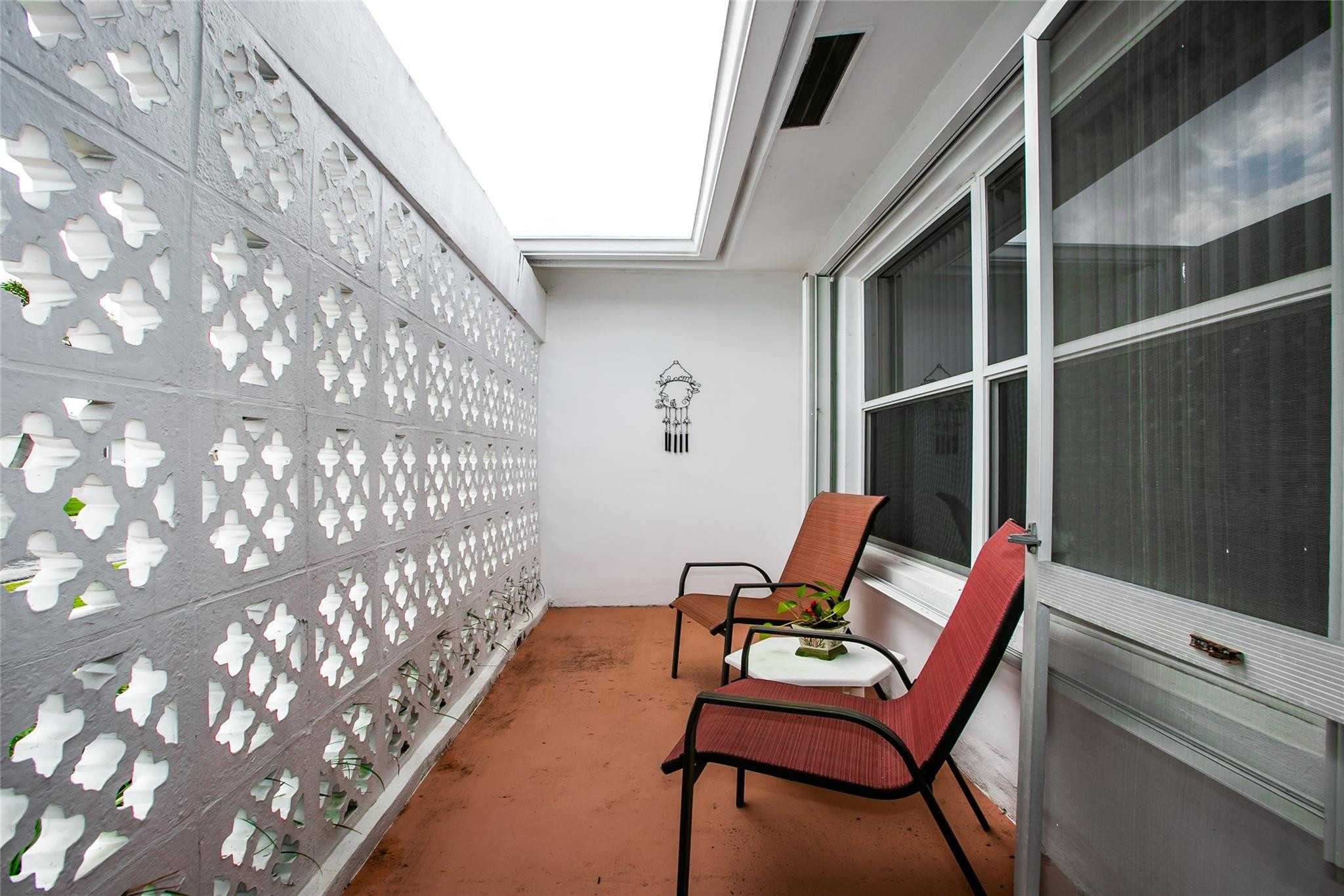 Paradise Gardens Sec 4 76 - Residential