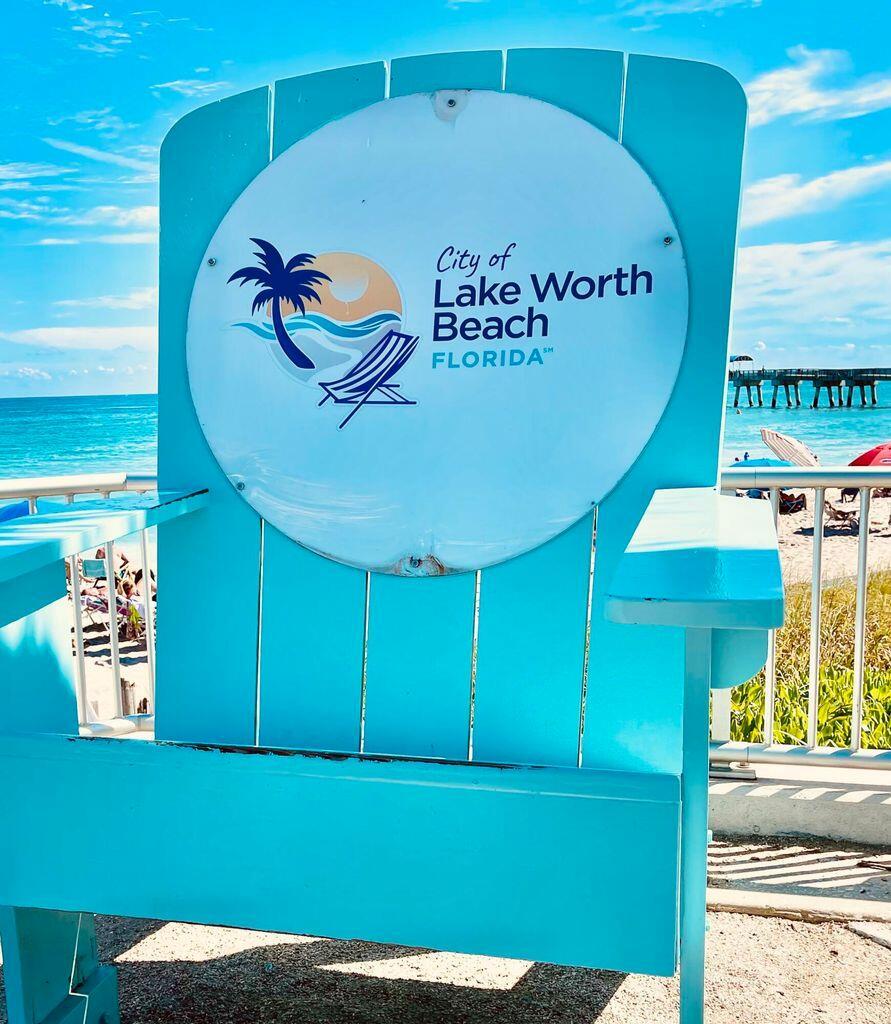 North Lake Worth Beach/ C - Residential