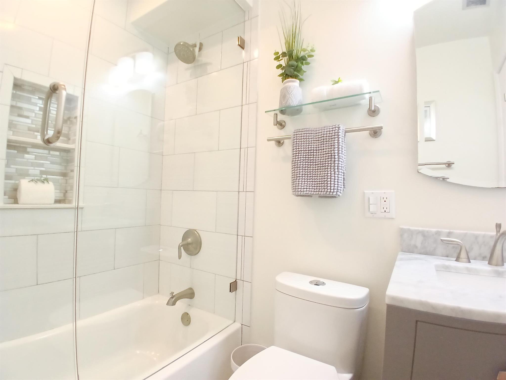 North Lake Worth Beach/ C - Residential