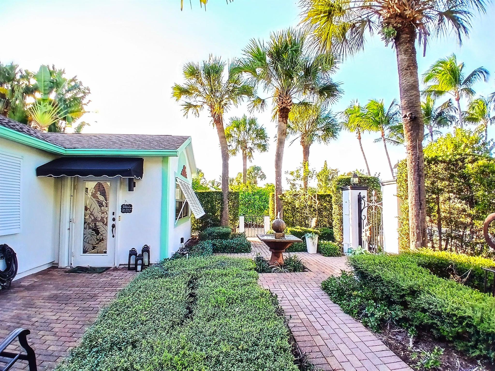 North Lake Worth Beach/ C - Residential