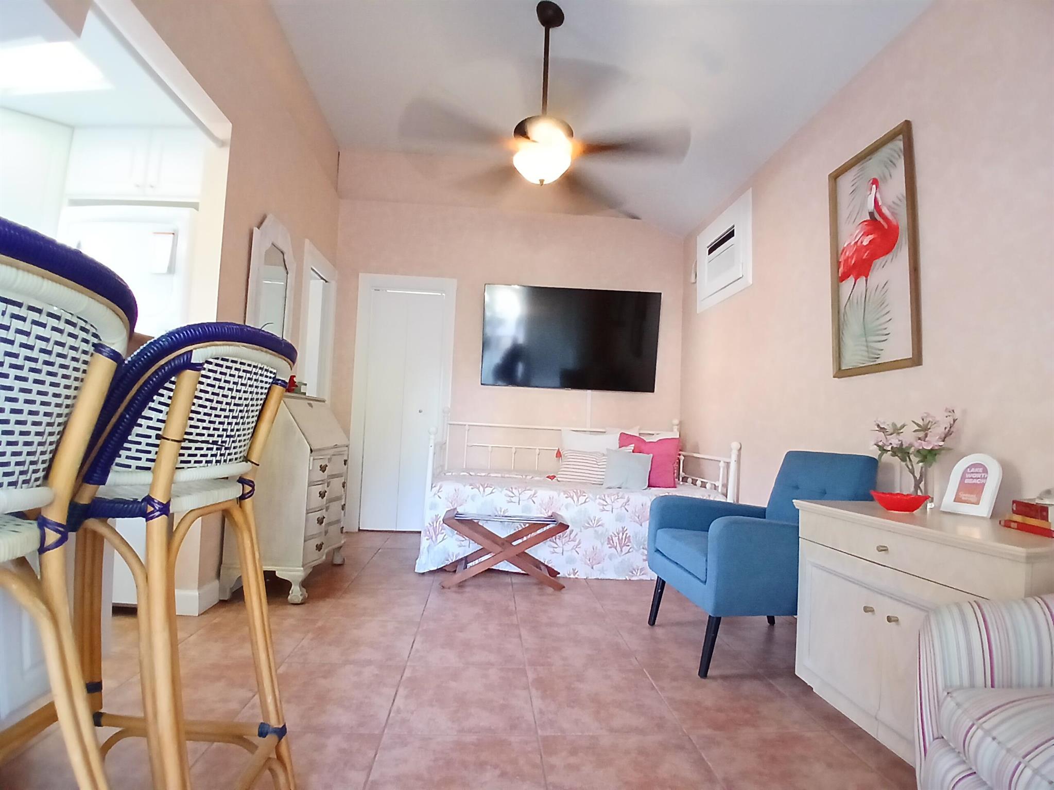 North Lake Worth Beach/ C - Residential