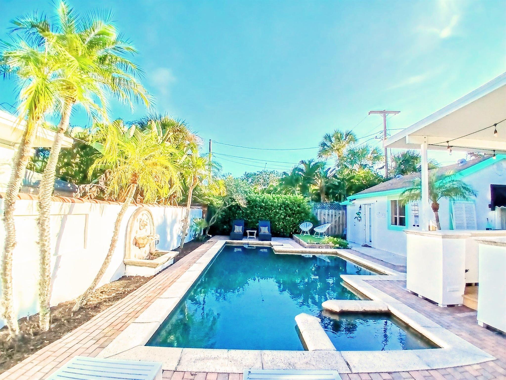 North Lake Worth Beach/ C - Residential