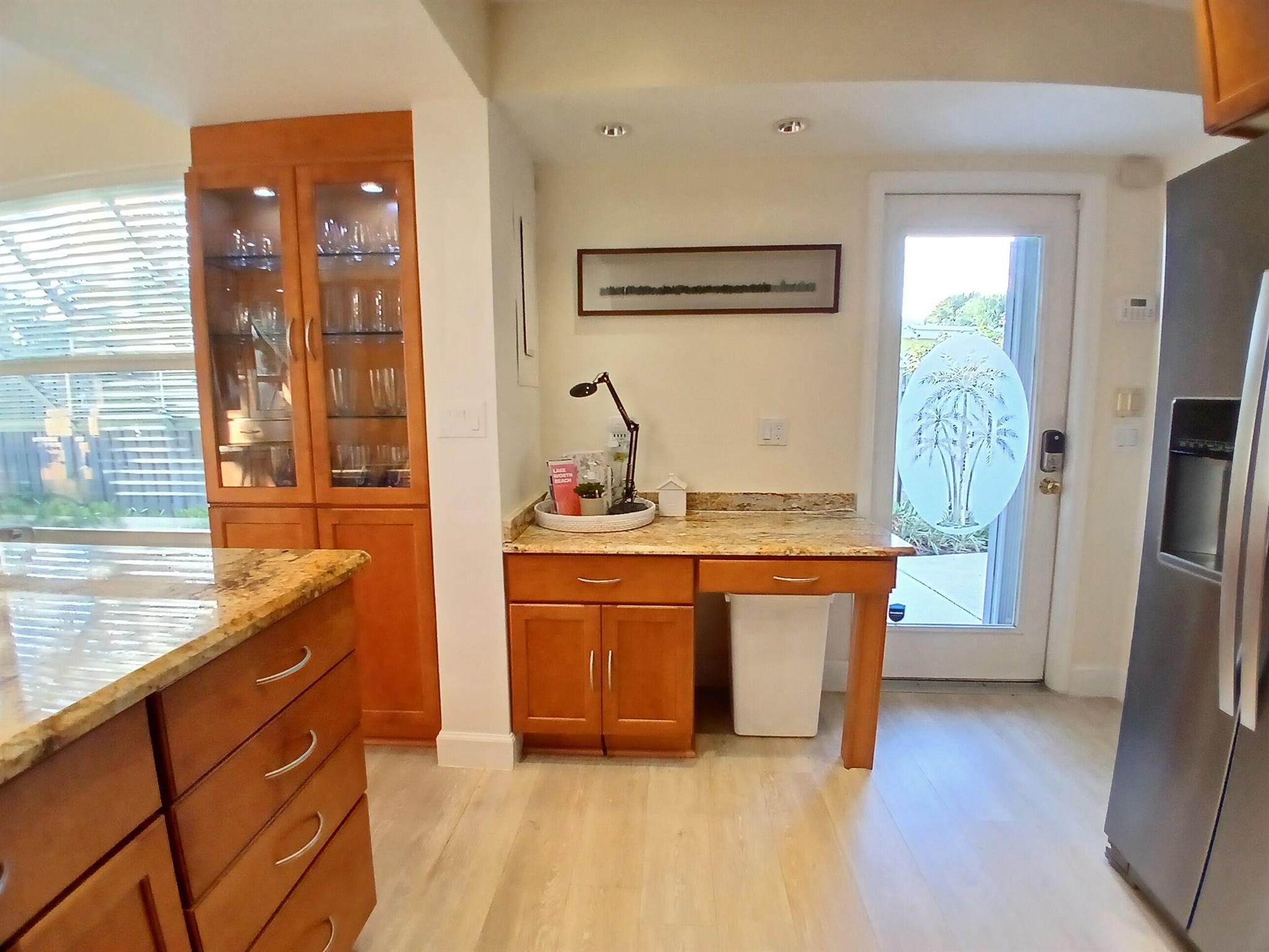 North Lake Worth Beach/ C - Residential