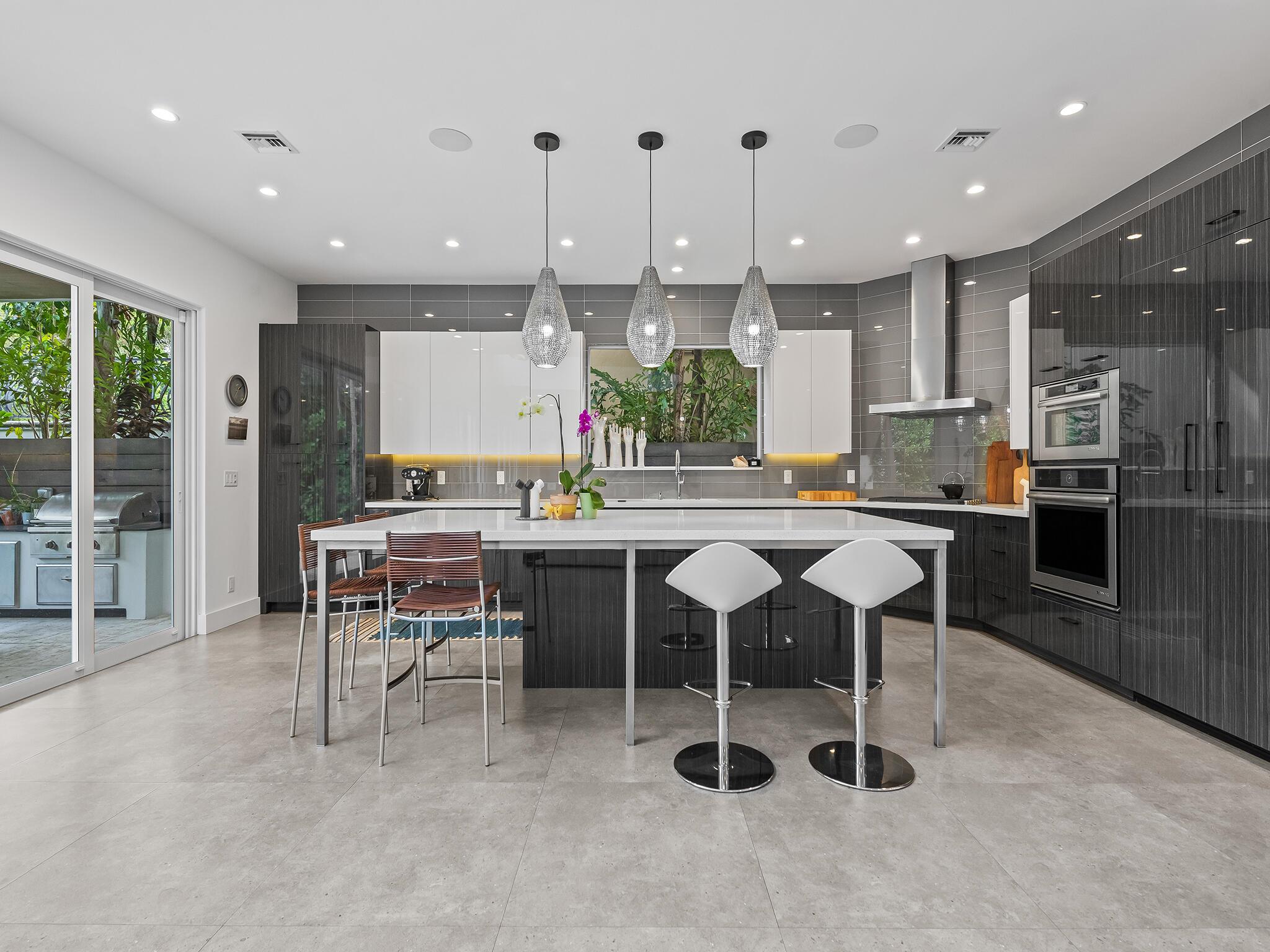 1020 SE 13th Terrace