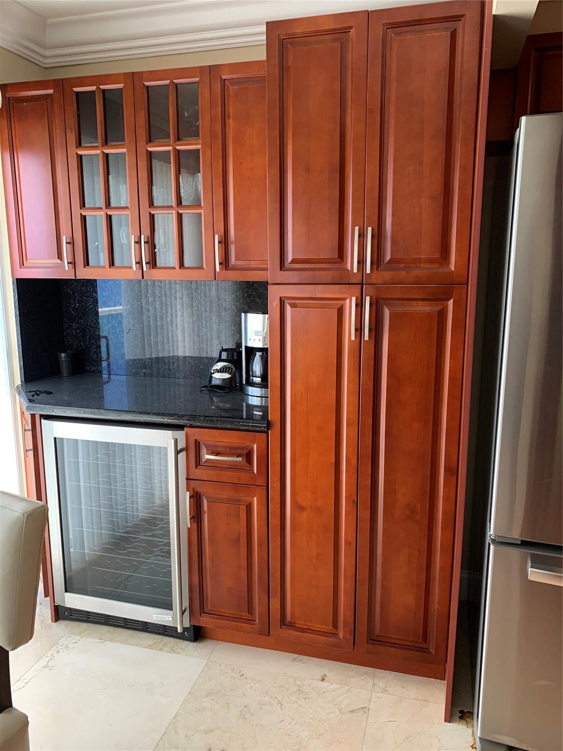 Southpoint Condo NORTH - Residential Lease