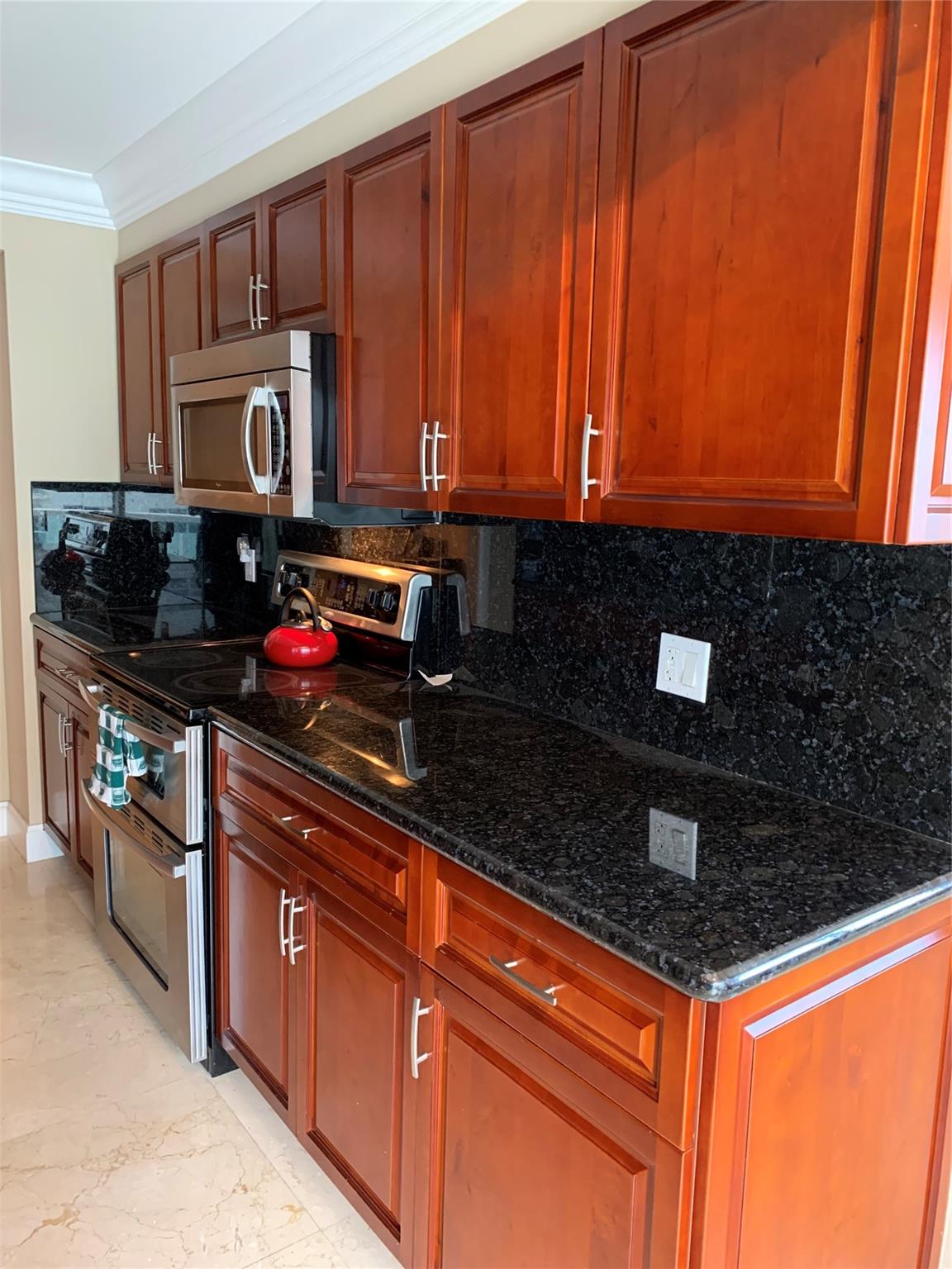 Southpoint Condo NORTH - Residential Lease