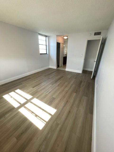 Le Chateau Condo - Residential Lease