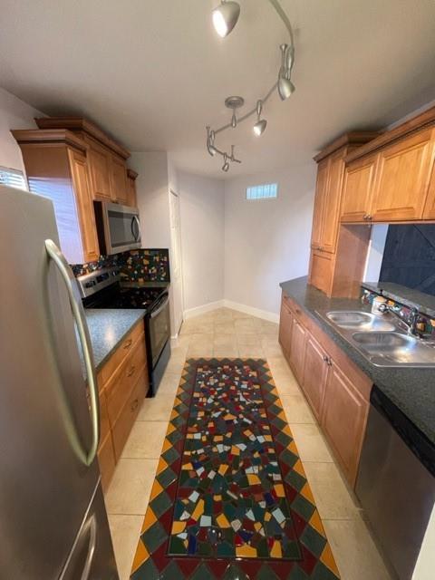 Le Chateau Condo - Residential Lease