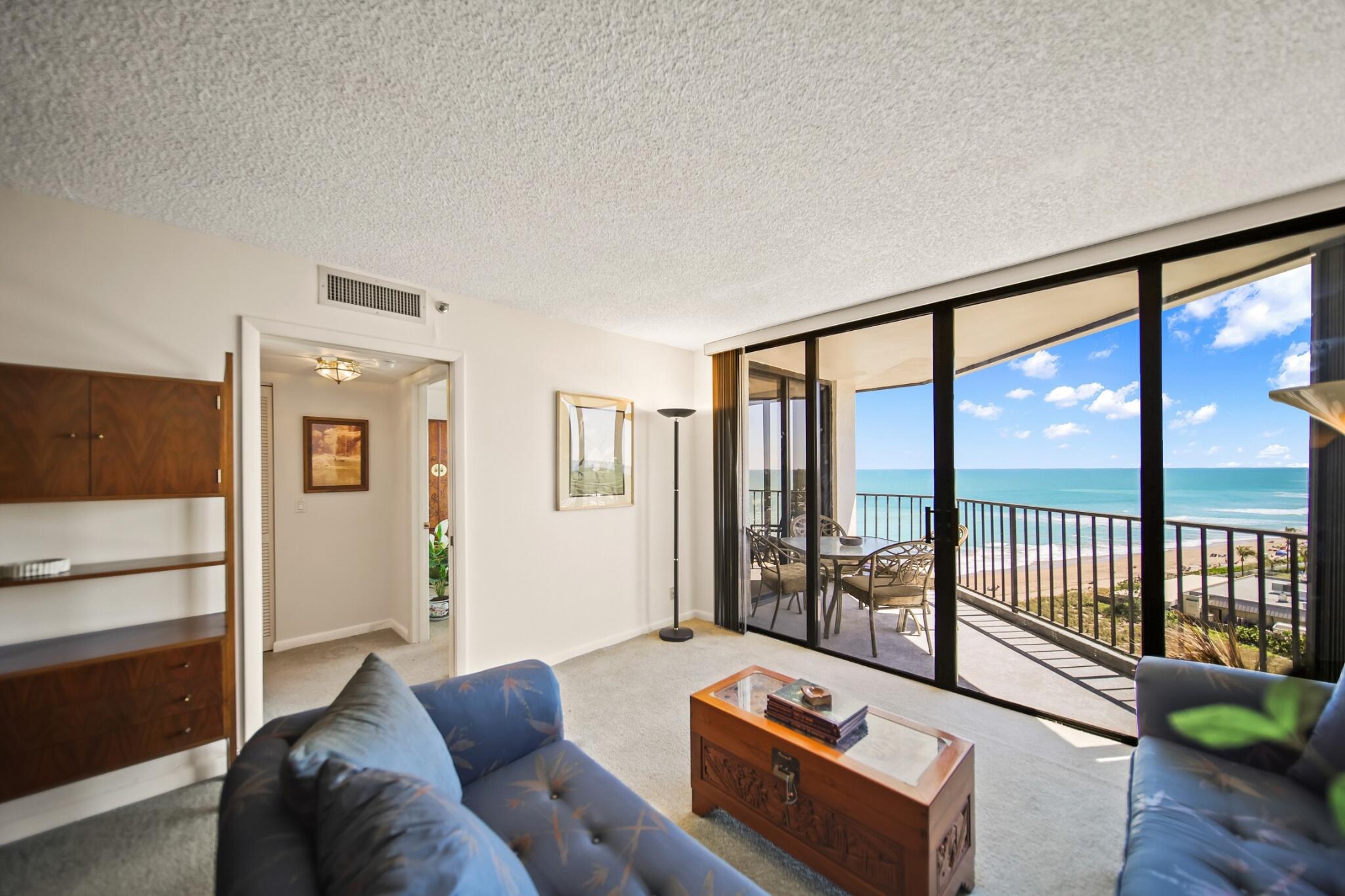 PRINCESS OF HUTCHINSON ISLAND - Residential