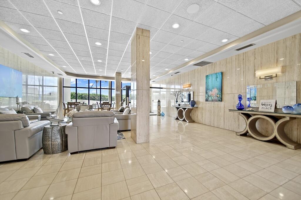 PRINCESS OF HUTCHINSON ISLAND - Residential