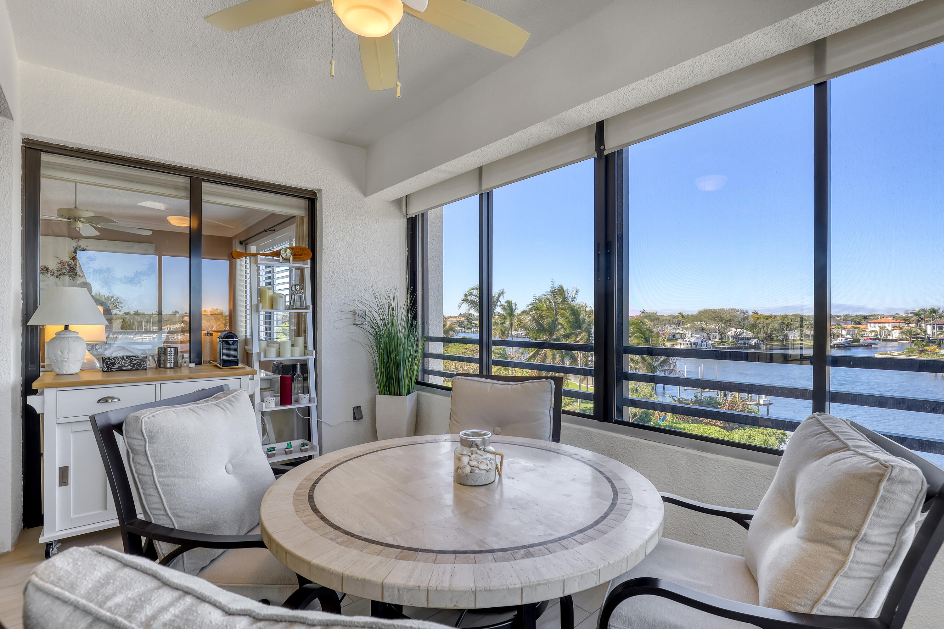 OAK HARBOUR CONDOS - Residential