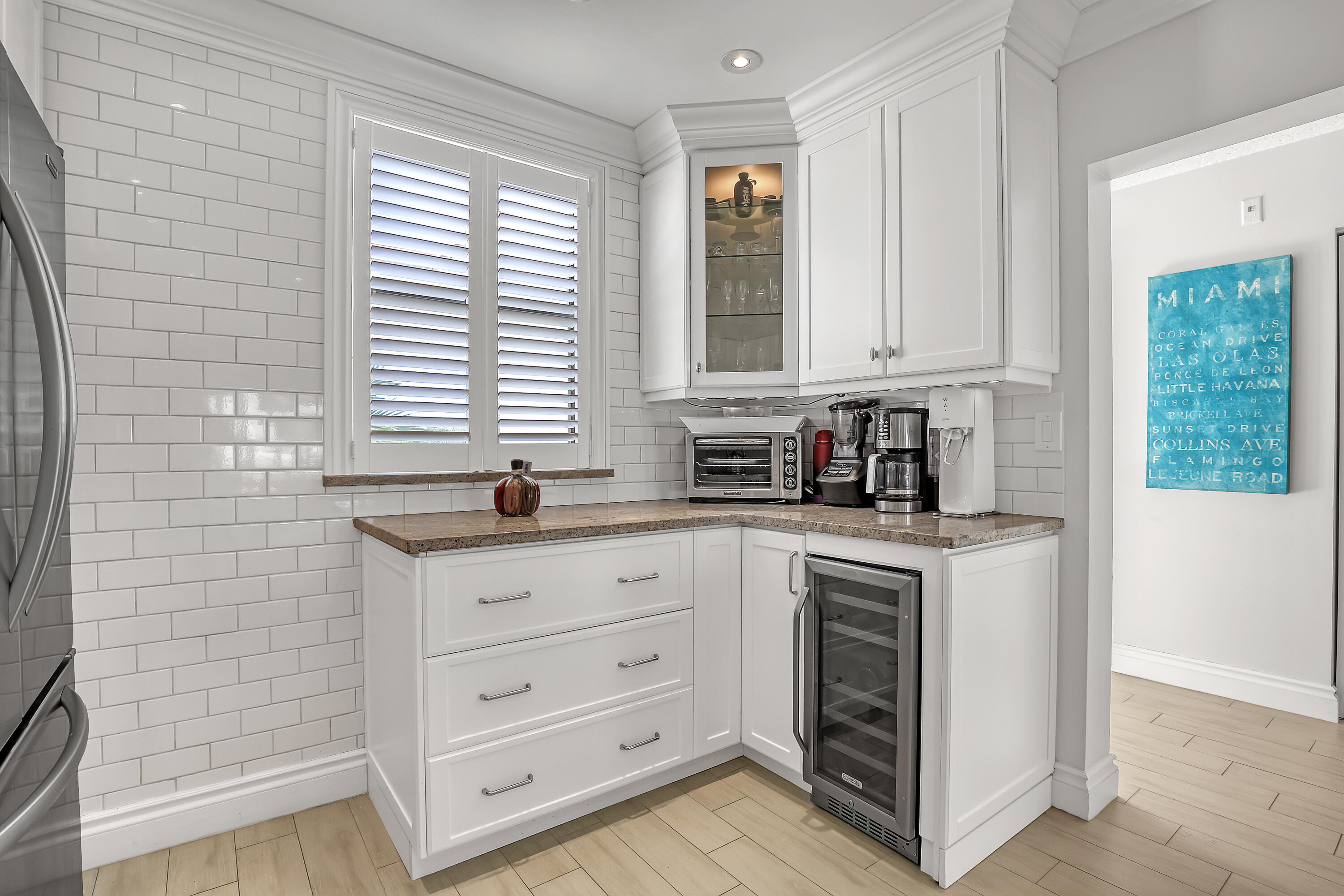 OAK HARBOUR CONDOS - Residential