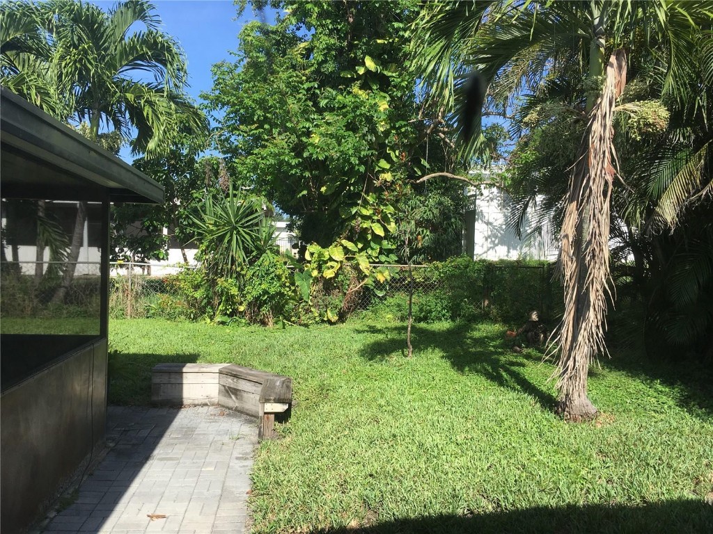LAKE OSBORNE - Residential
