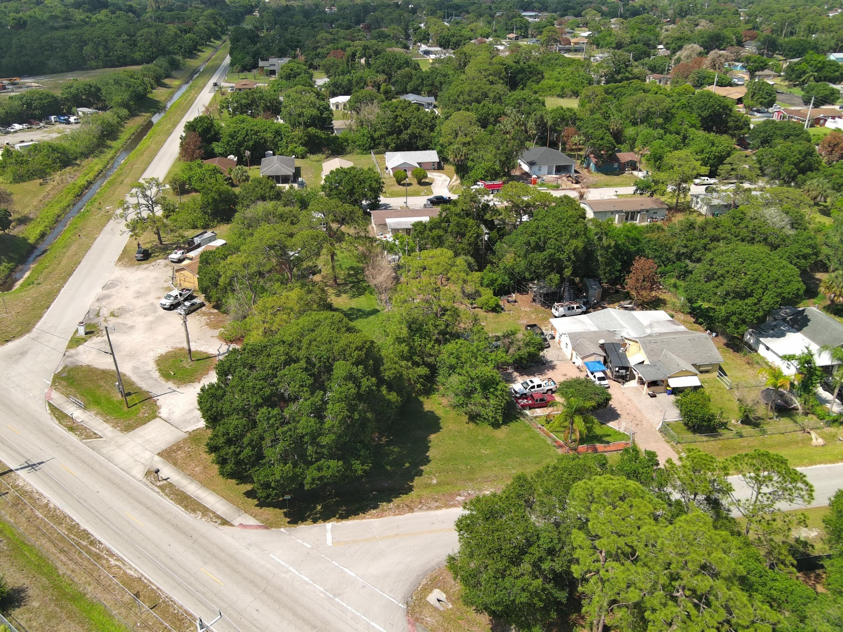 GARDEN CITY FARMS - Residential
