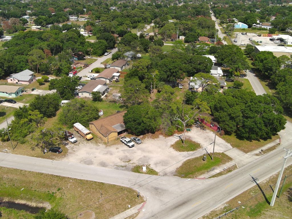 Photo of 902 Angle Road, Fort Pierce, FL 34947 (MLS # B26027982)