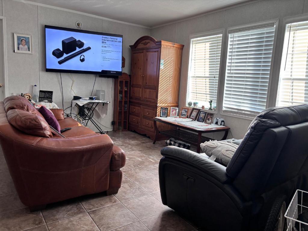 TREASURE ISLAND UNIT 11 - Residential