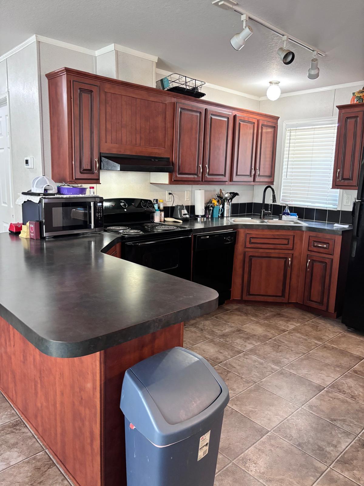 TREASURE ISLAND UNIT 11 - Residential