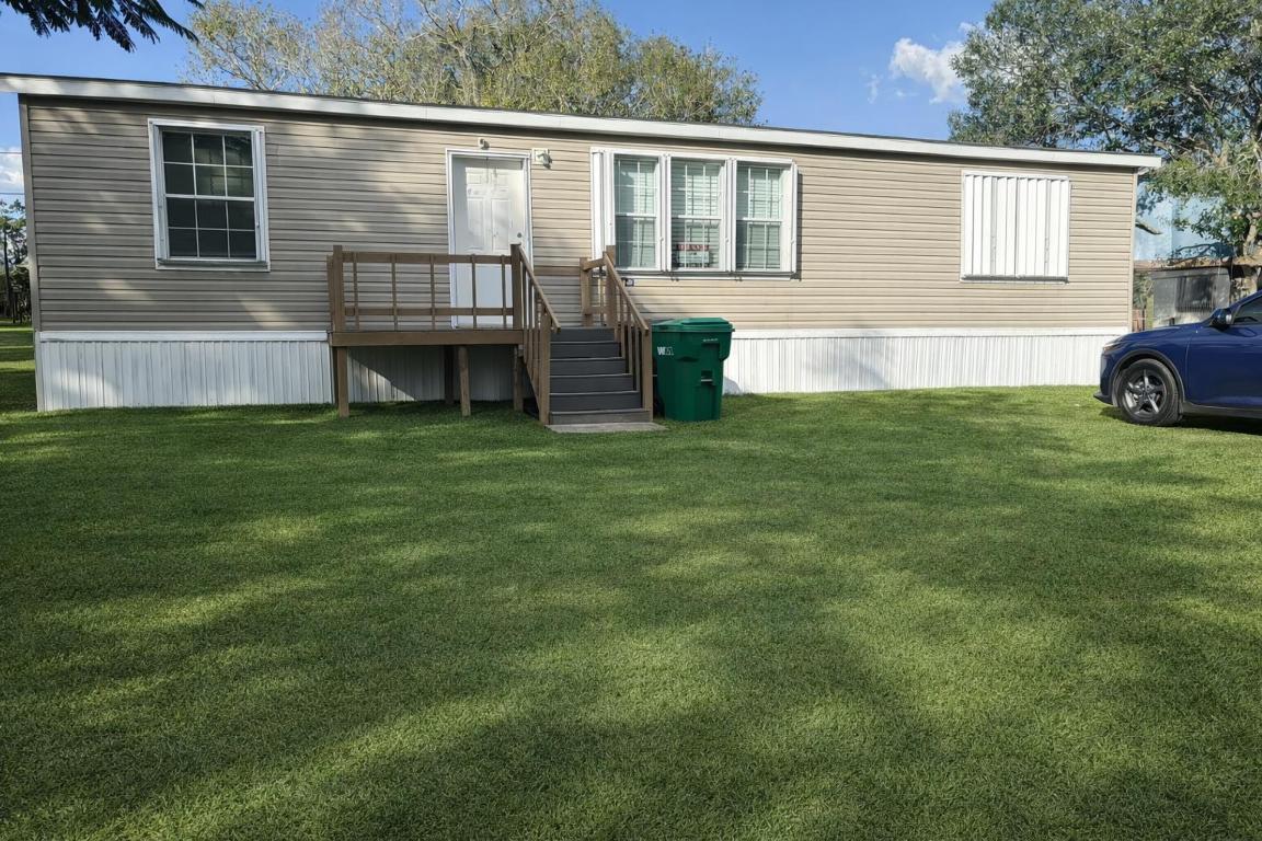 TREASURE ISLAND UNIT 11 - Residential