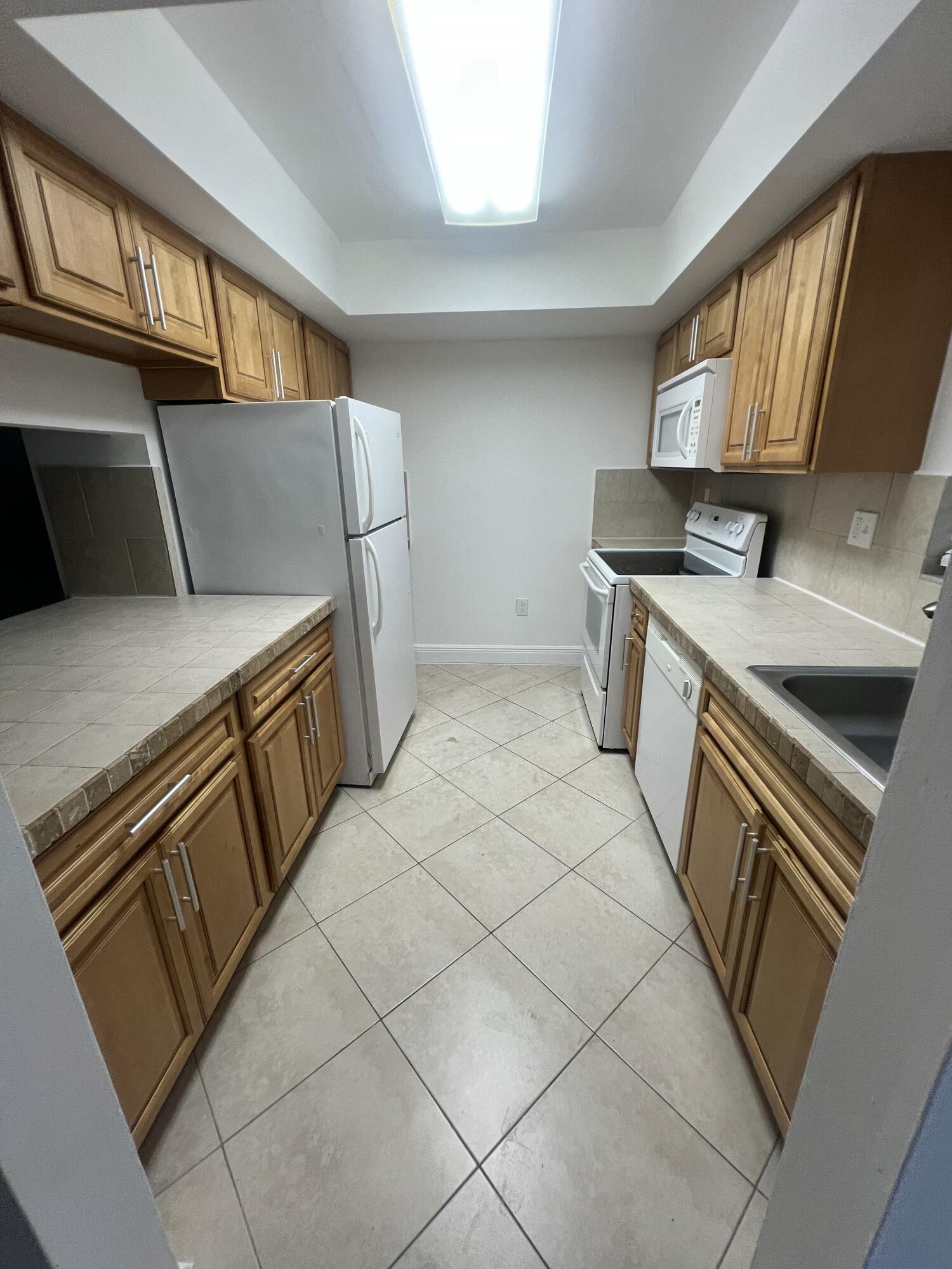 PINES OF SPRINGTREE - Residential Lease