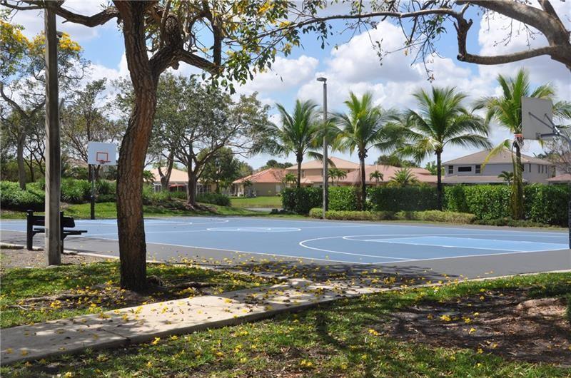 Isles At Weston 171-40 B - Residential Lease