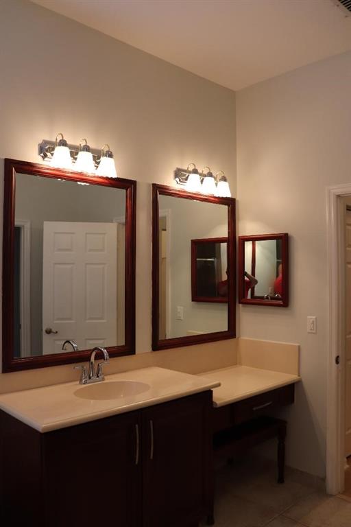 Isles At Weston 171-40 B - Residential Lease